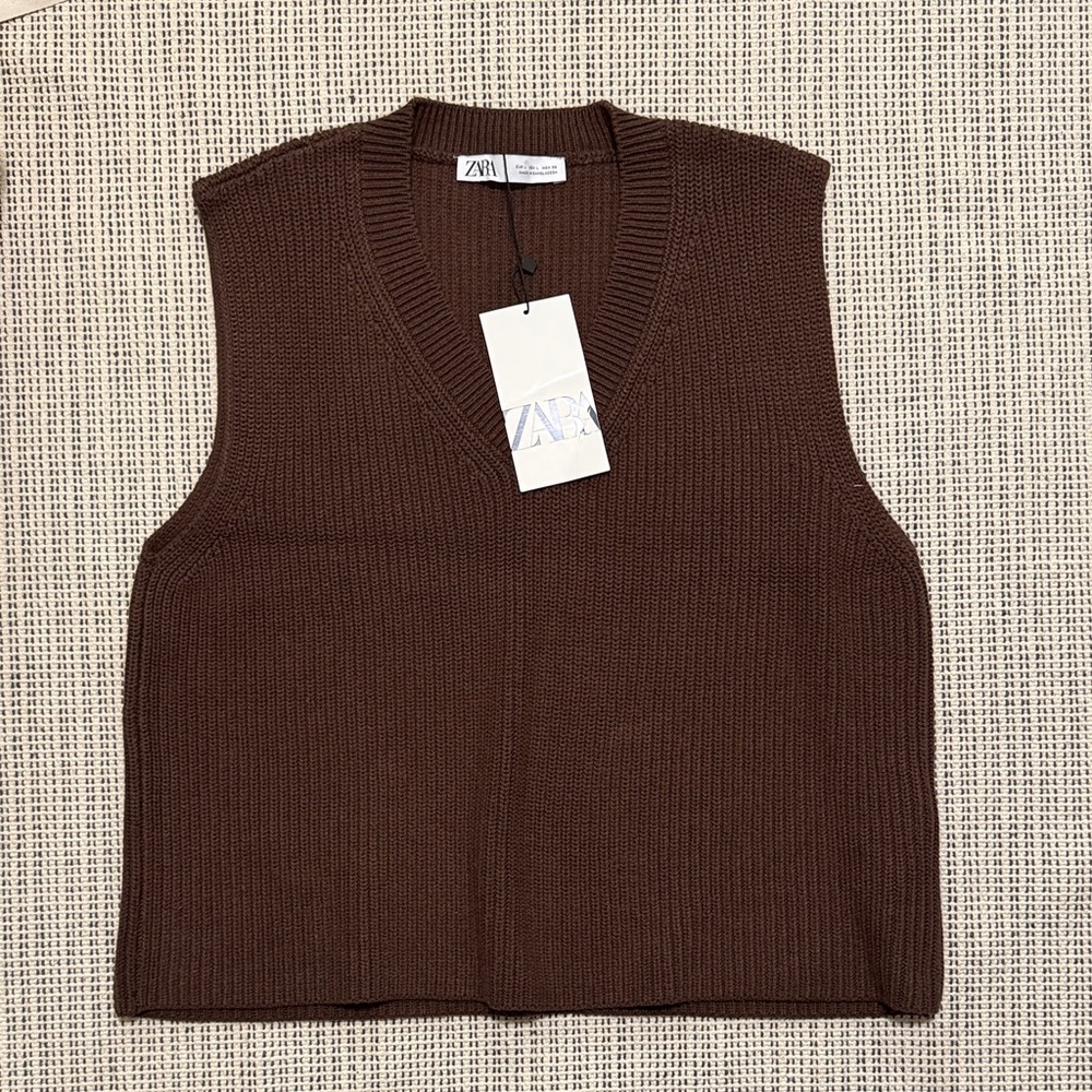 Zara Sleeveless Knit Top